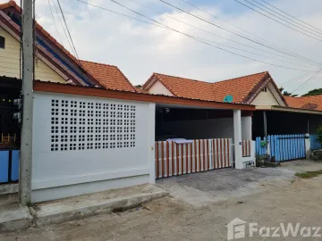 3 Bedroom Townhouse for sale in Sung Noen, Nakhon Ratchasima