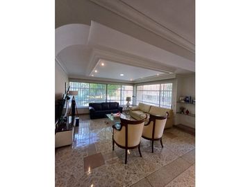 Apartamento en Venta en Medellín Laureles