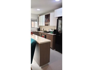 SUPER PRECIO APARTAMENTO EN ENVIGADO UNIDAD RESIDENCIAL MODERNA