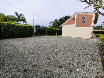Se Vende Finca Hotel En Pueblo Tapao Montenegro