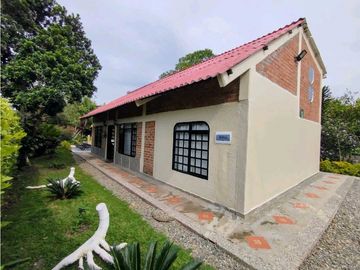 Se Vende Finca Hotel En Pueblo Tapao Montenegro