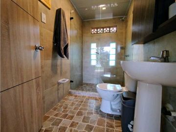 Se Vende Finca Hotel En Pueblo Tapao Montenegro