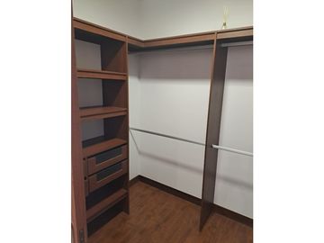 APARTAMENTO EN VENTA SECTOR LOS PARRA - POBLADO