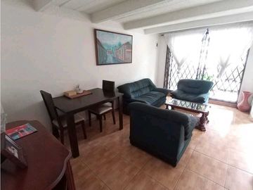 SE VENDE Casa Dos Niveles + Terraza en Paseo de Los Almendros / JV