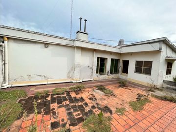 Casa para remodelar en María Grande