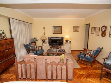 Venta semipiso elegante 2 dormitorios