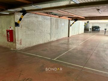 OPORTUNIDAD- DEPTO EN VENTA NATANIA 50- 1 DORM/ COCHERA DOBLE