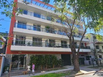 Departamento en alquiler en Bernal Centro