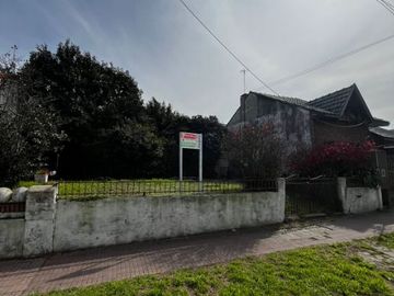 Casa en venta en Ezpeleta Este