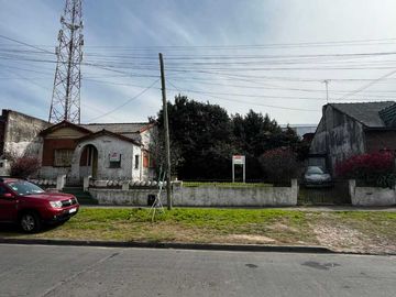 Casa en venta en Ezpeleta Este
