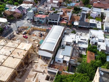 VENTA GALPÓN BERAZATEGUI TINGLADO 459 METROS