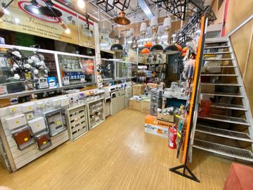 VENTA GALPÓN BERAZATEGUI TINGLADO 459 METROS