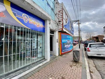 VENTA GALPÓN BERAZATEGUI TINGLADO 459 METROS