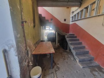 CASA 3 AMB EN VENTA CLAYPOLE CON PATIO Y GARAGE