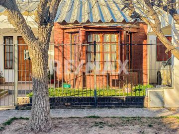 VENTA CASA DE 3 DORMITORIOS ZONA CUMELEN NEUQUEN