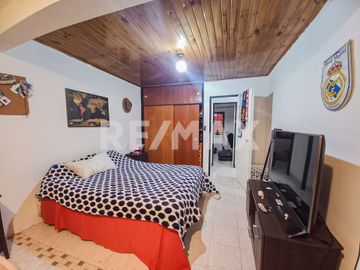 VENTA CASA DE 3 DORMITORIOS ZONA CUMELEN NEUQUEN