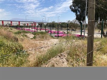 Industrial en Venta en Avda. Americo Vespucio con San Pablo