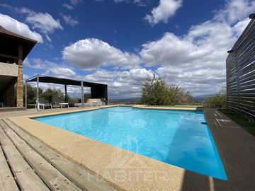 Casa en Venta en Cerro Cristal, Curicó