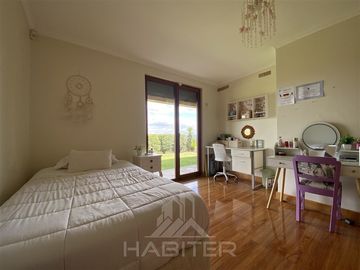 Casa en Venta en Cerro Cristal, Curicó