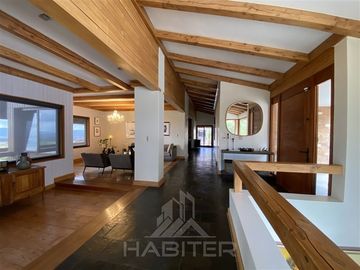 Casa en Venta en Cerro Cristal, Curicó