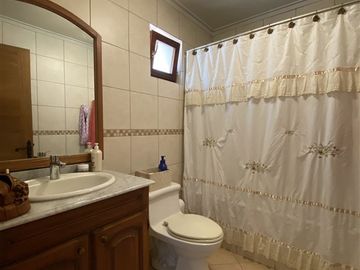 Casa en Venta en Cerro Cristal, Curicó