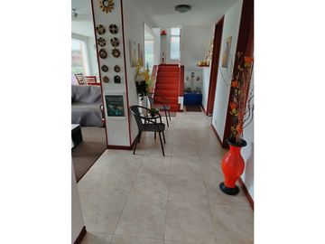 VENDO HERMOSA CASA EN CONJUNTO CERRADO EN BOJACA - CHIA
