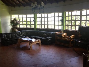 FINCA EN COPACABANA - EL LIMONAR
