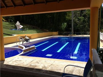FINCA EN COPACABANA - EL LIMONAR