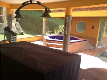 FINCA EN COPACABANA - EL LIMONAR