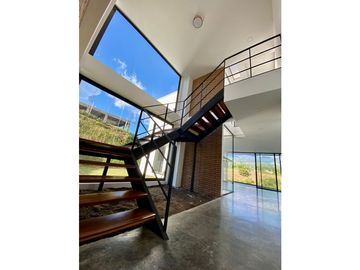VENTA  CASA  HERMOSA CASA DE CAMPO .