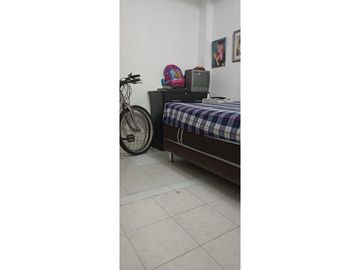 LUXA VENDE CASA BARRIO AIDA LUCIA