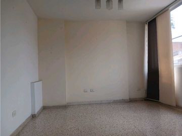 VENDO APTO EN EL BARRO LA FLORA NORTE DE CALI