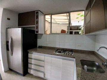 VENDO APTO EN EL BARRO LA FLORA NORTE DE CALI