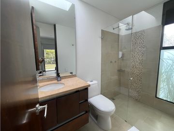 SE VENDE CASA CAMPESTRE EN LA TEBAIDA QUINDIO