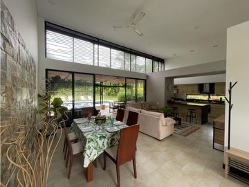 SE VENDE CASA CAMPESTRE EN LA TEBAIDA QUINDIO
