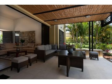 SE VENDE CASA CAMPESTRE EN LA TEBAIDA QUINDIO