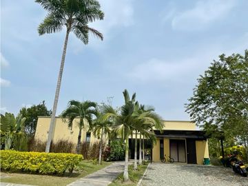 SE VENDE CASA CAMPESTRE EN LA TEBAIDA QUINDIO