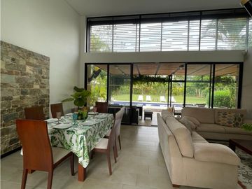 SE VENDE CASA CAMPESTRE EN LA TEBAIDA QUINDIO