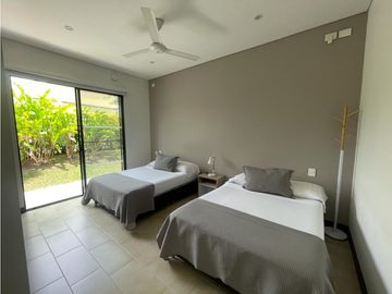 SE VENDE CASA CAMPESTRE EN LA TEBAIDA QUINDIO