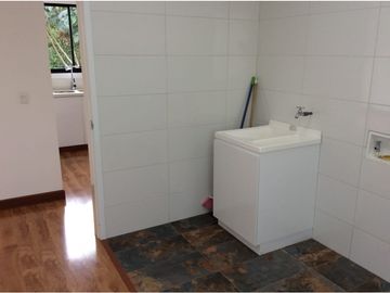VENTA  MODERNA PROPIEDAD EN CONJUNTO ( 2 CASAS INDEPENDIENTES )