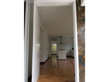 VENTA  MODERNA PROPIEDAD EN CONJUNTO ( 2 CASAS INDEPENDIENTES )