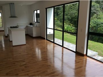 VENTA  MODERNA PROPIEDAD EN CONJUNTO ( 2 CASAS INDEPENDIENTES )