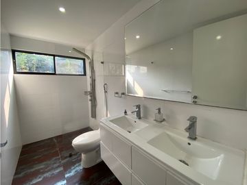 VENTA  MODERNA PROPIEDAD EN CONJUNTO ( 2 CASAS INDEPENDIENTES )
