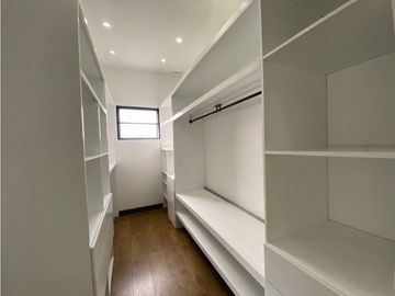 VENTA  MODERNA PROPIEDAD EN CONJUNTO ( 2 CASAS INDEPENDIENTES )