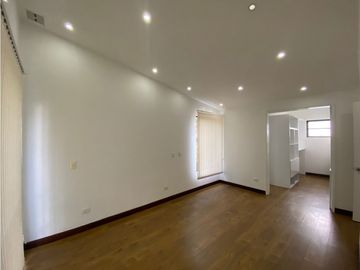 VENTA  MODERNA PROPIEDAD EN CONJUNTO ( 2 CASAS INDEPENDIENTES )