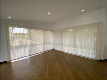VENTA  MODERNA PROPIEDAD EN CONJUNTO ( 2 CASAS INDEPENDIENTES )