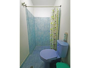 CASA MULTIFAMILIAR EN VENTA, SANTA ELENA, ORIENTE, CALI