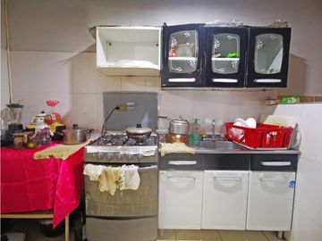 CASA MULTIFAMILIAR EN VENTA, SANTA ELENA, ORIENTE, CALI