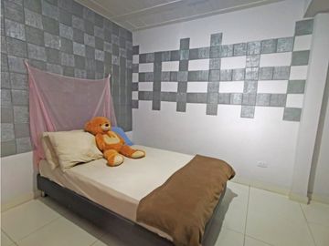 CASA MULTIFAMILIAR EN VENTA, SANTA ELENA, ORIENTE, CALI