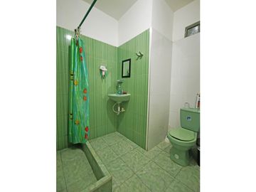 CASA MULTIFAMILIAR EN VENTA, SANTA ELENA, ORIENTE, CALI